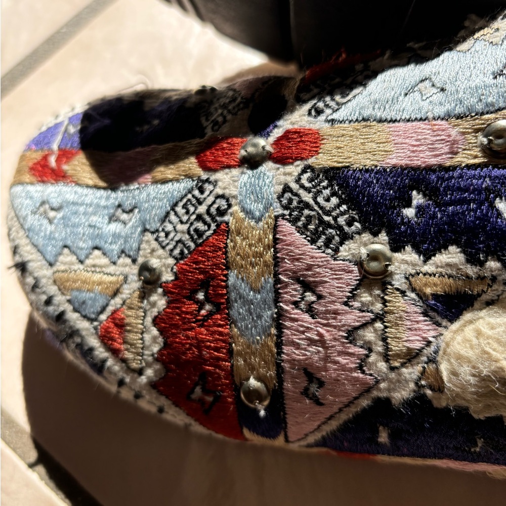 Colorful Free People Embroidered Slippers - Picture 6 of 8